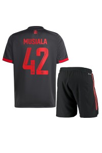 Bayern Munich Jamal Musiala #42 Babytruitje 3e tenue Kind 2022-23 Korte Mouw (+ Korte broeken)